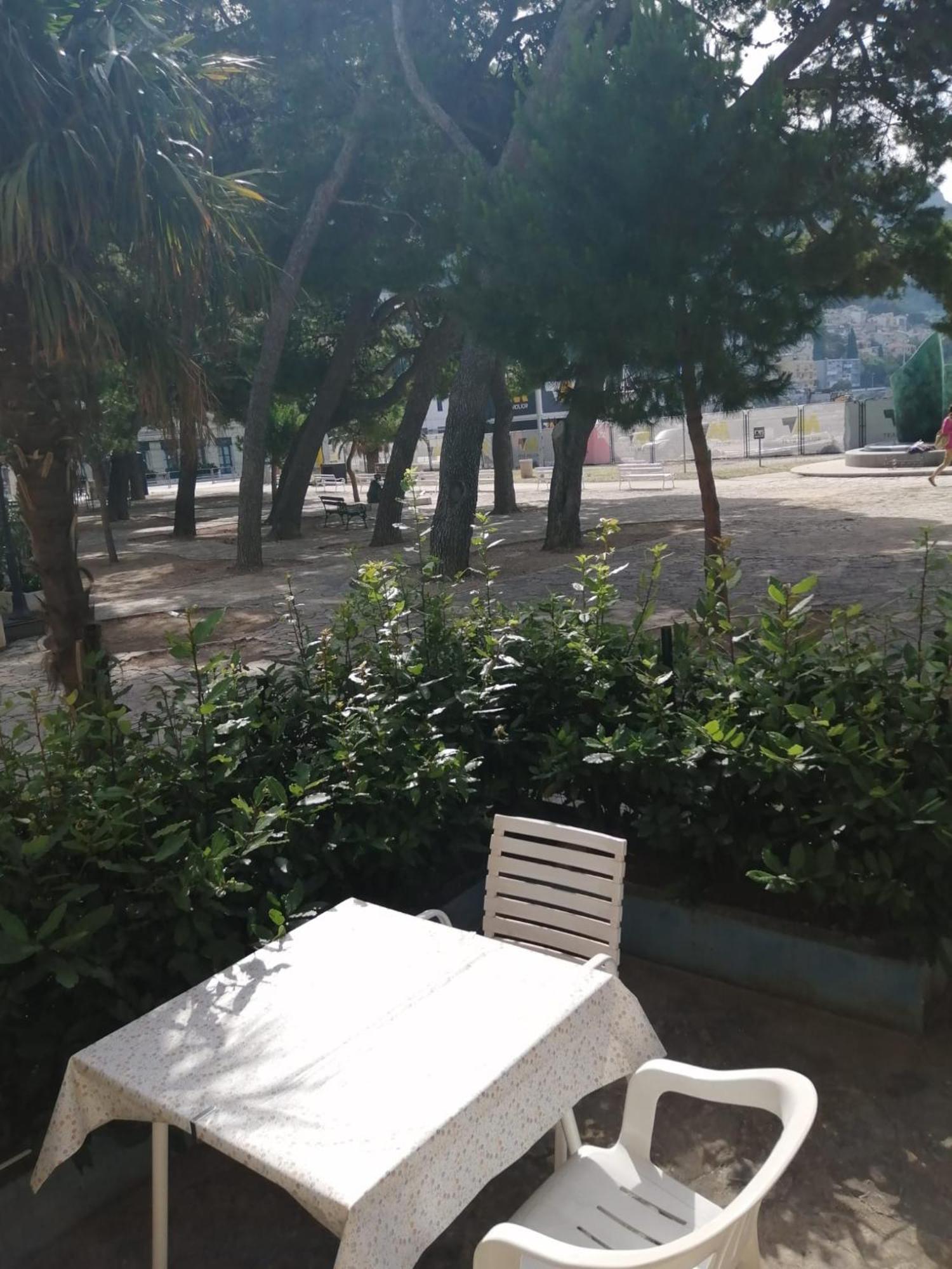 Omis Apartment On The Beach Exterior photo